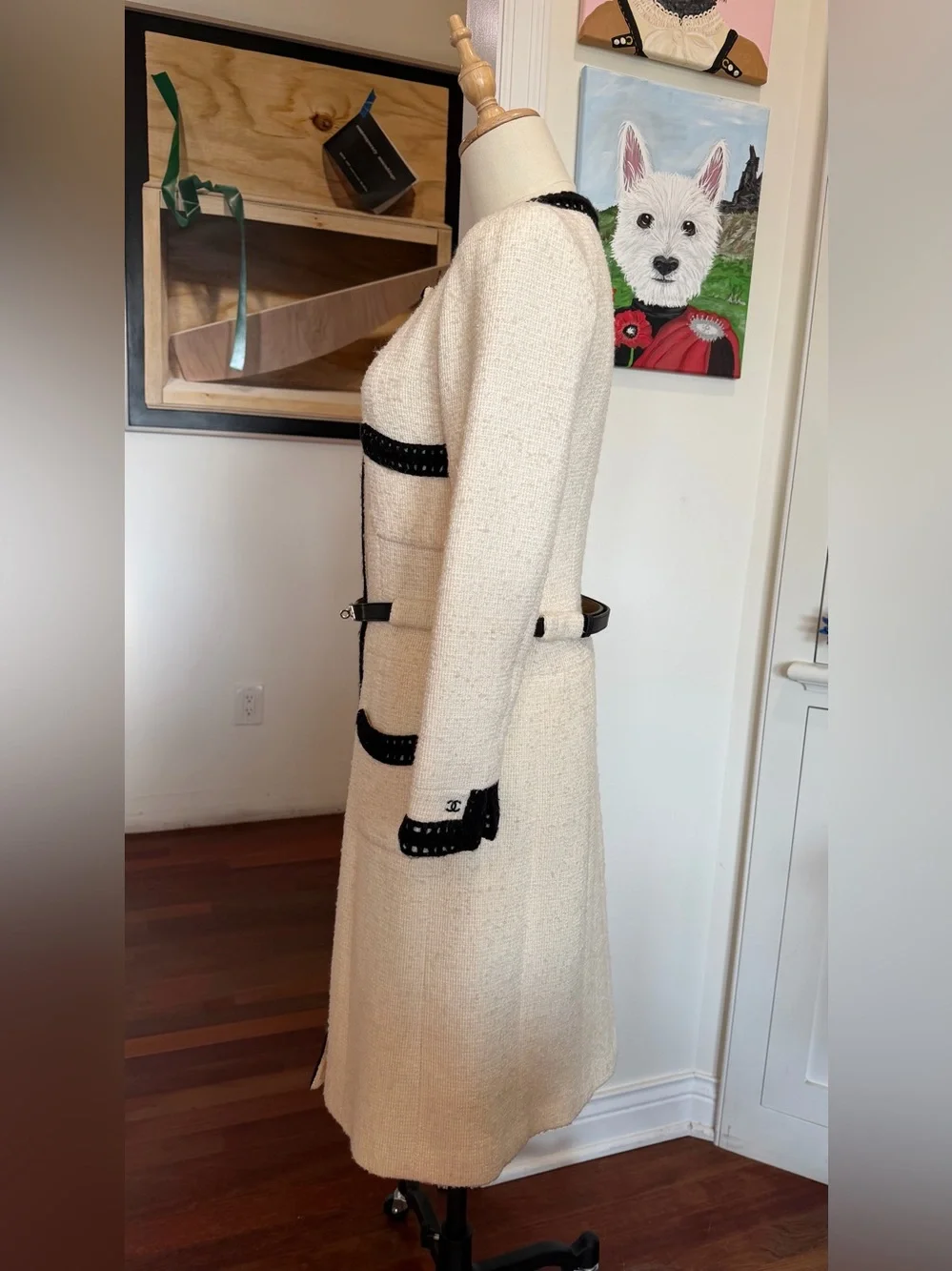 CHANEL Ivory and Black Trim Classic Jacket